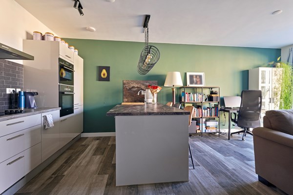 Medium property photo - Nida Senffstraat 159, 1095 MX Amsterdam